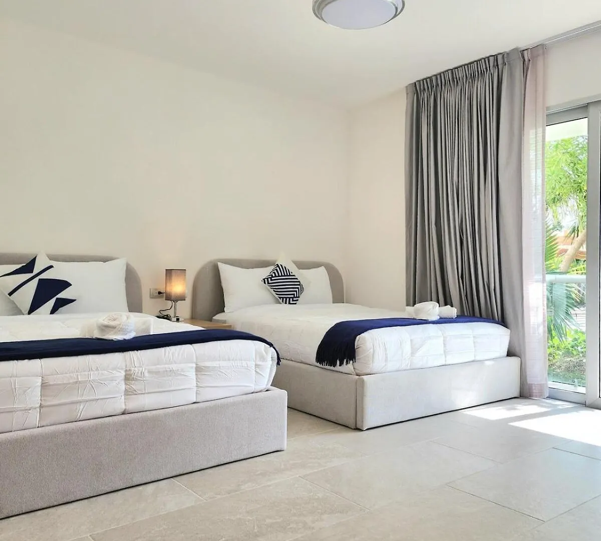 Mareazul Luxury Swim-Up Apartment And Private Beach Club Playa del Carmen