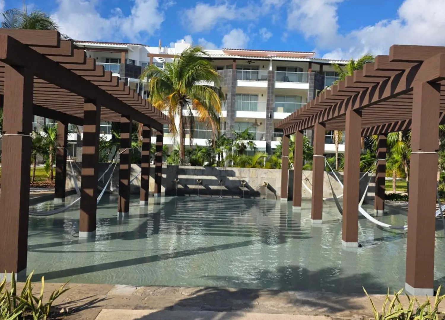Mareazul Luxury Swim-Up Apartment And Private Beach Club Playa del Carmen 0*,
