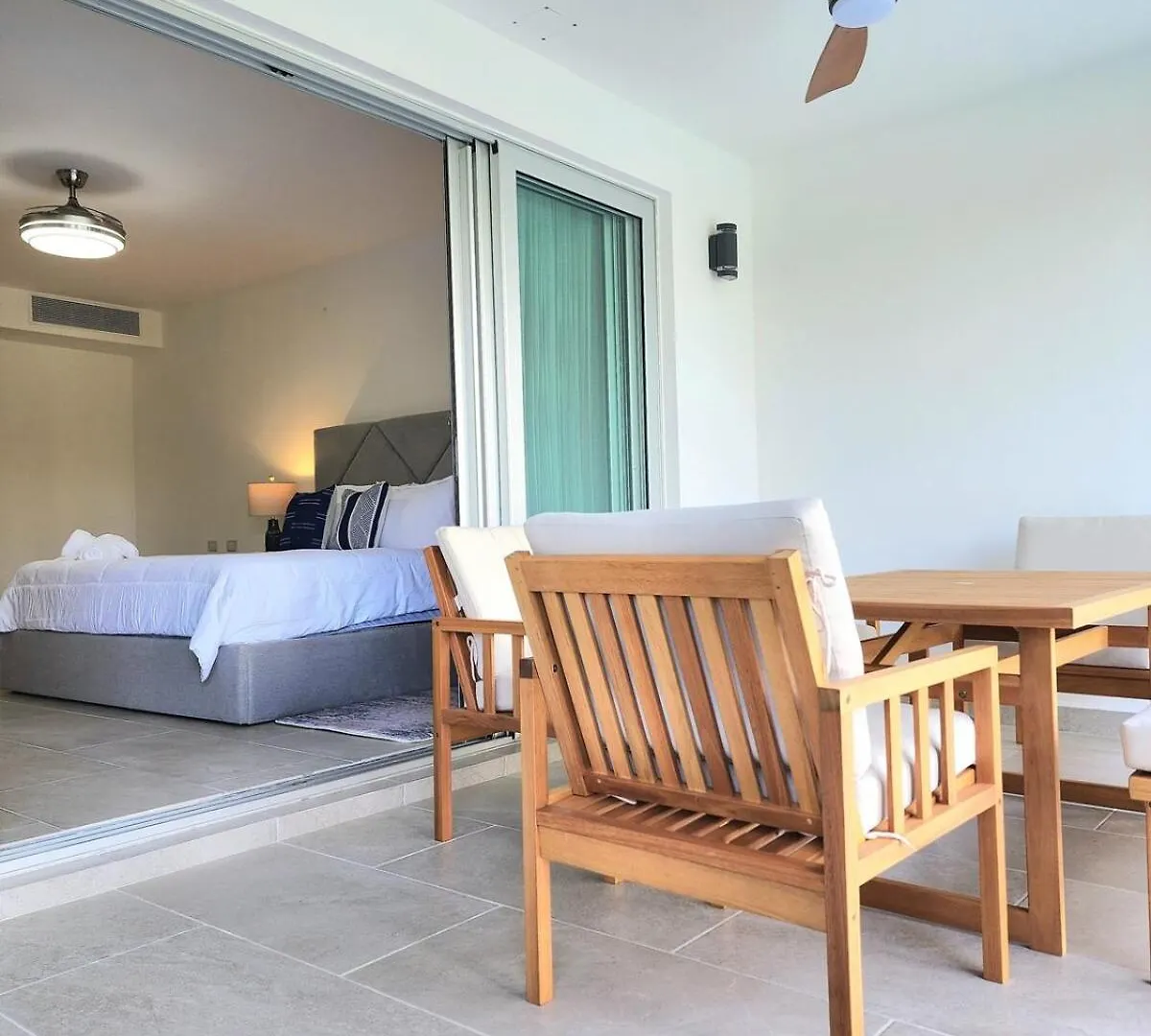 Mareazul Luxury Swim-Up Apartment And Private Beach Club Playa del Carmen